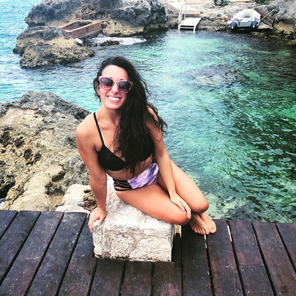 Meet your Posher, Jacleen - Picture 3 of 8